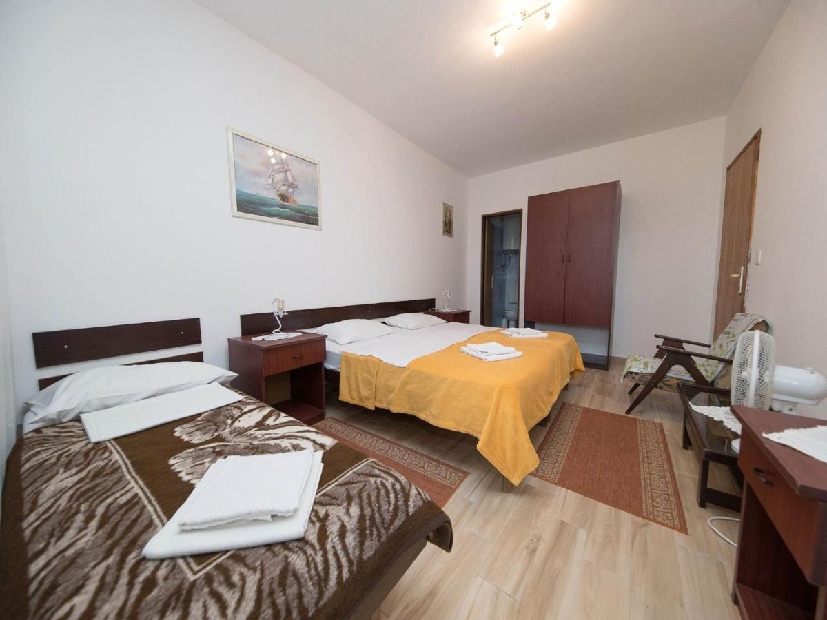 Apartments Biserka Криквеница Екстериор снимка